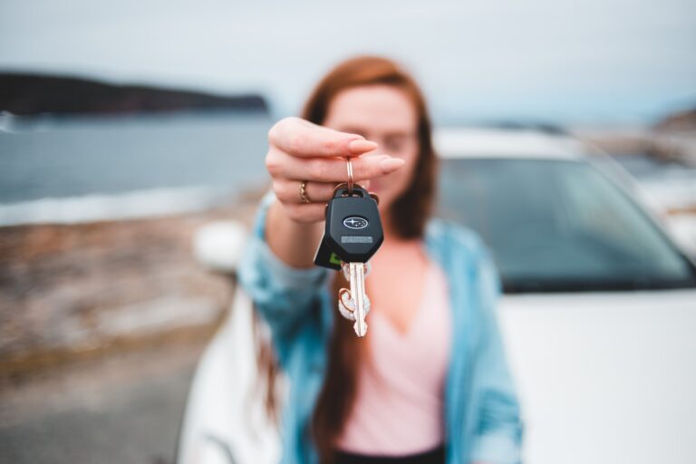 Beneficiile achiziționării unei mașini second hand de la un dealer autorizat