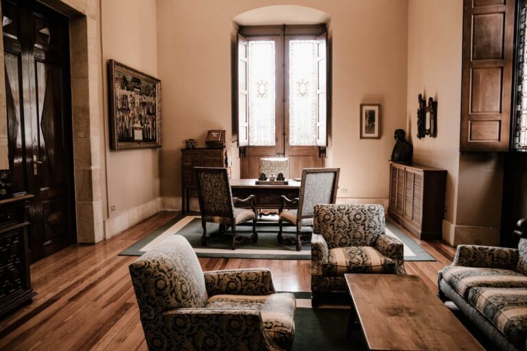 Redescoperă farmecul trecutului: Cum să creezi un living în stil vintage