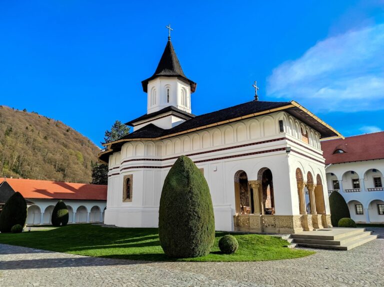 Top 5 metode eficiente de încălzire a lăcașurilor de cult în anotimpul rece