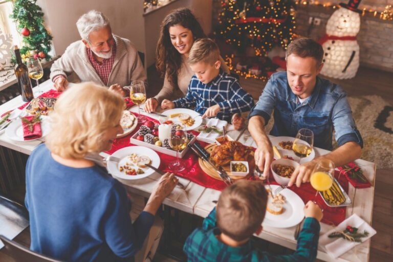 Cum să planifici o masă de Crăciun care să impresioneze familia
