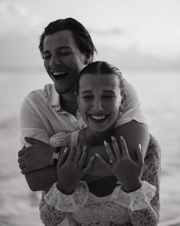 Actrița Millie Bobby Brown și partenerul ei, Jake Bongiovi, au primit rolul de părinți pentru prima dată