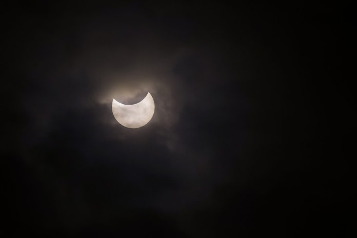 Eclipsă solară în septembrie: Poate fi observată de doar 400.000 de persoane