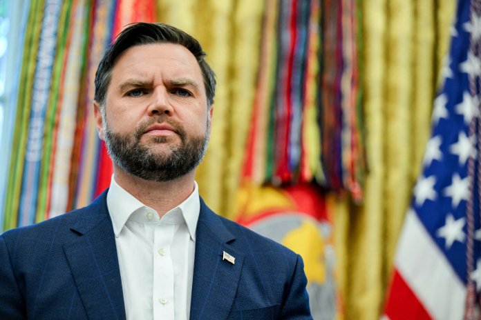 Nedumerirea politică a lui JD Vance în privința negocierilor internaționale