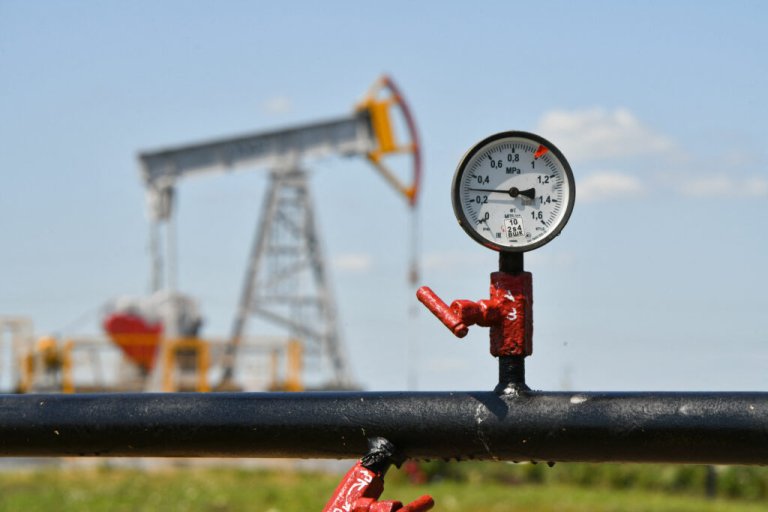 Petrolul rusesc achiziționat de China, cererea din India scade din cauza impozitelor impuse de Trump