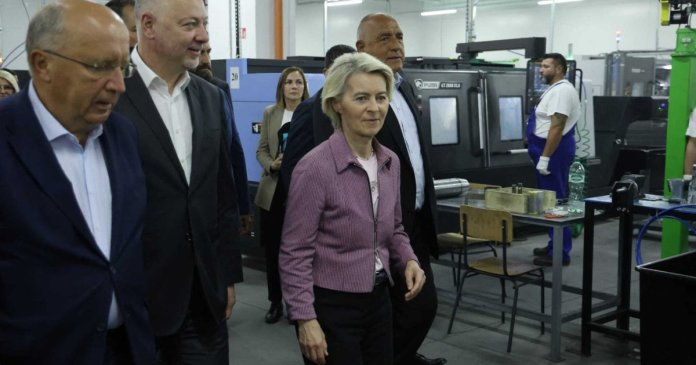 Aeronava Ursulei von der Leyen, perturbată de o presupusă interferență rusă la sosirea în Bulgaria (FT)