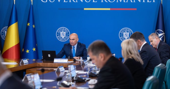 Coaliția s-a adunat pentru ajustarea bugetului: Ministerele solicită 80 de miliarde lei. Cât pot aloca Finanțele?