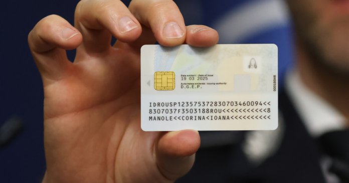 Digitalizarea împiedicată de birocrație: Instituțiile din România nu sunt capabile să citească noile buletine din cauza lipsei echipamentelor esențiale