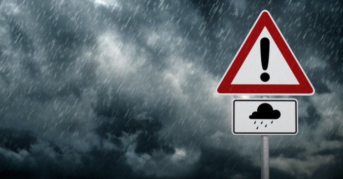 HARTĂ: Avertizări meteo actualizate - ANM a lansat un cod galben pentru furtuni și vânt intens. Regiunile afectate