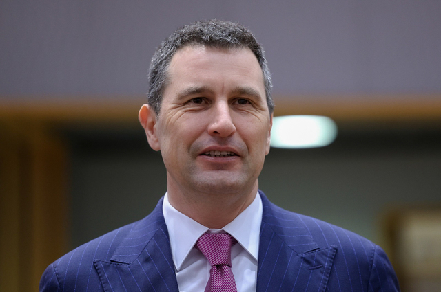 Tanczos menționează că Bolojan a propus retragerea în cazul în care partidele nu onorează angajamentele: Subiectul este încheiat, continuăm în aceeași formulă.