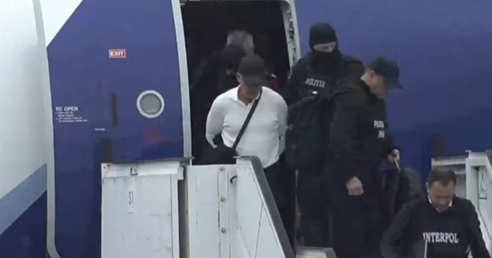 Vladimir Plahotniuc, predat de Grecia, a sosit încătușat la Chișinău; magnatul acuzat de „jaful secolului” în R. Moldova.