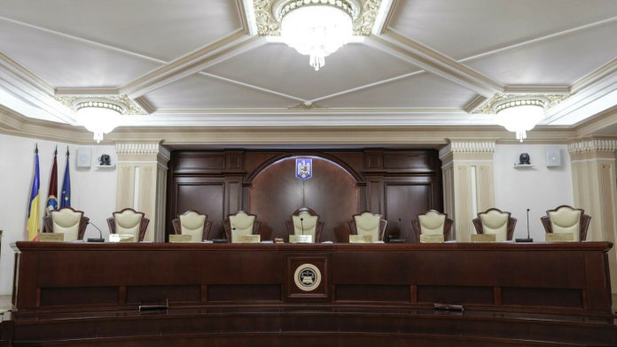 Legea pensiilor private adusă în fața Curții Constituționale: „Este proprietate privată, iar statul doar monitorizează”