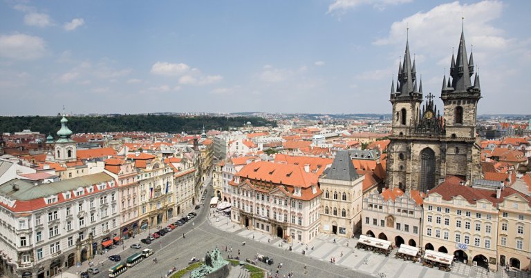 „Modelul românesc” în Cehia: Putin și tactica sa de a influența puterea politică din Praga
