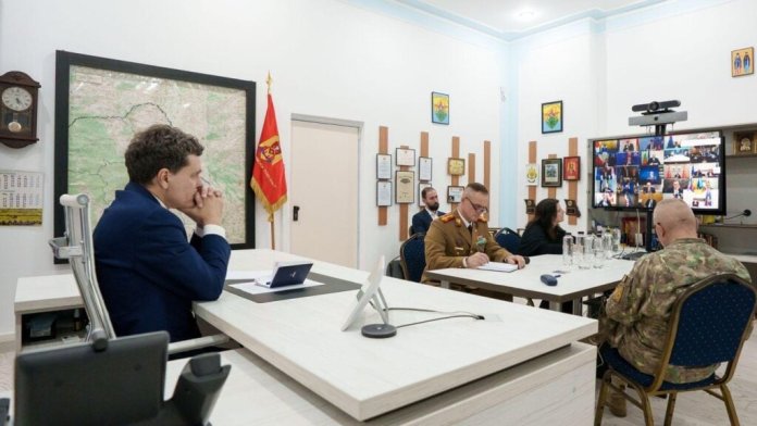 Nicușor Dan la teleconferința coaliției de susținere a Ucrainei: Sancțiunile noi ale președintelui Trump împotriva Lukoil și Rosneft, alături de cel de-al 19-lea pachet de sancțiuni europene, vor intensifica presiunea asupra Rusiei Nicușor Dan la teleconferința coaliției de susținere a Ucrainei: Sancțiunile noi ale președintelui Trump împotriva Lukoil și Rosneft, alături de cel de-al 19-lea pachet de sancțiuni europene, vor intensifica presiunea asupra Rusiei