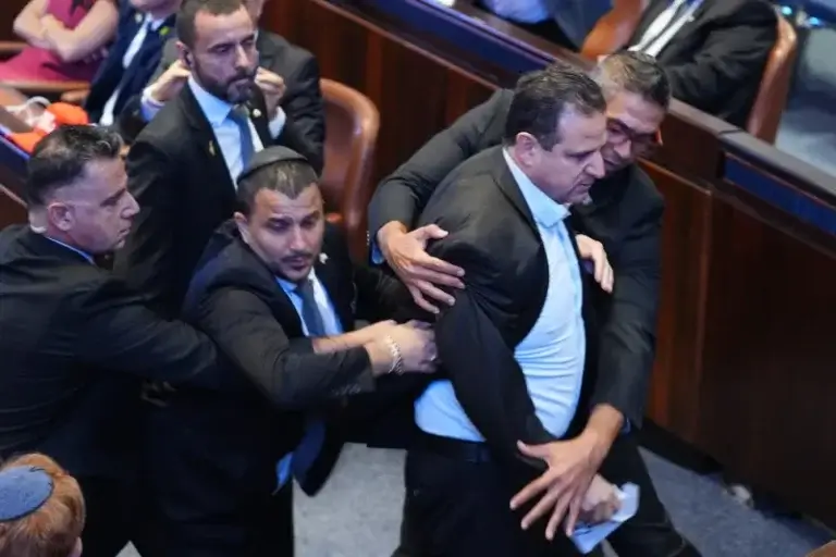 Clipa surprinzătoare pentru Trump în legislativul israelian: Trupele de securitate au acționat prompt VIDEO