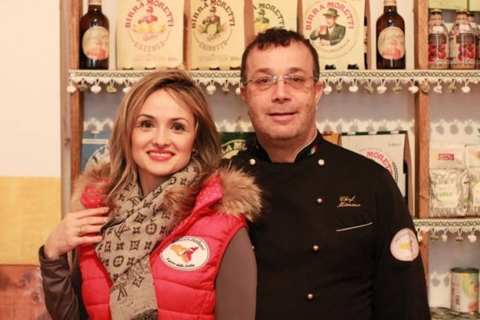 Forțele speciale distrug ușa locuinței unei ex-membre SOS România: Amalia Bellantoni, arestată pentru atac și furt calificat asupra vecinilor VIDEO