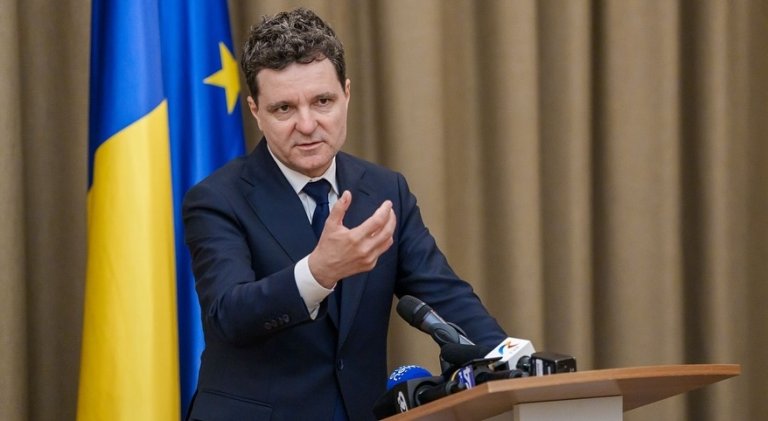 Motivul pentru care Călin Georgescu se abține de la atacuri împotriva lui Nicușor Dan – Documentul confidențial al liderului suveranist: conducătorul dezvăluie activitățile sale din Viena