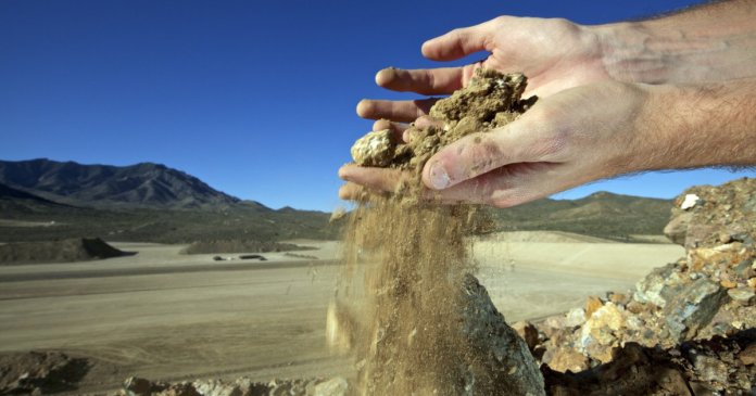 Punctul sensibil al Europei: în ce mod expun mineralele rare UE la influența economică a Chinei