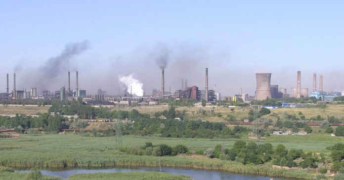 Surse: Descinderi la Combinatul Siderurgic Galați într-un caz cu o pierdere de 300 de milioane de euro, referitor și la Gazprom.