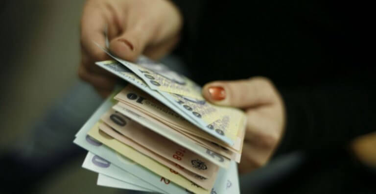 România accelerează progresul economic: majorare a câștigurilor, salarii crescute și revitalizare industrială, în ciuda încetinirii produsului intern brut