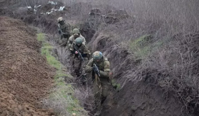 Vladimir Putin comercializează rezervele de aur ale Rusiei pentru a susține finanțarea războiului și a acoperi deficitul bugetar.