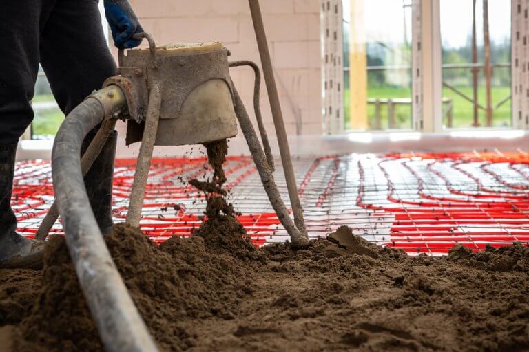 Avantajele utilizării pompelor de căldură pentru încălzirea prin pardoseală: economie de energie și confort sporit