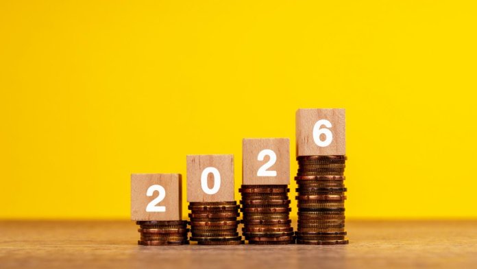 Economia mondială în 2026 după turbulențele din 2025: inflația estimată în declin, incertitudini provocate de AI și impozitele lui Trump