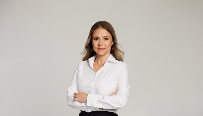 „Fabricat în România”: aport de valoare și impact autentic asupra reindustrializării Europei. INTERVIU cu Roxana Pîntea, Director Afaceri Externe, Philip Morris România