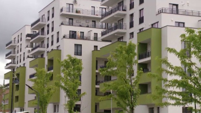 Numărul individului care accesează credite ipotecare de la instituțiile bancare în România a crescut, județul Ilfov raportând cea mai semnificativă creștere.