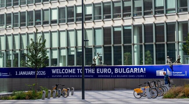Provocările cu care se confruntă Bulgaria în două săptămâni de la acceptarea euro. Ce dificultăți s-au prezentat