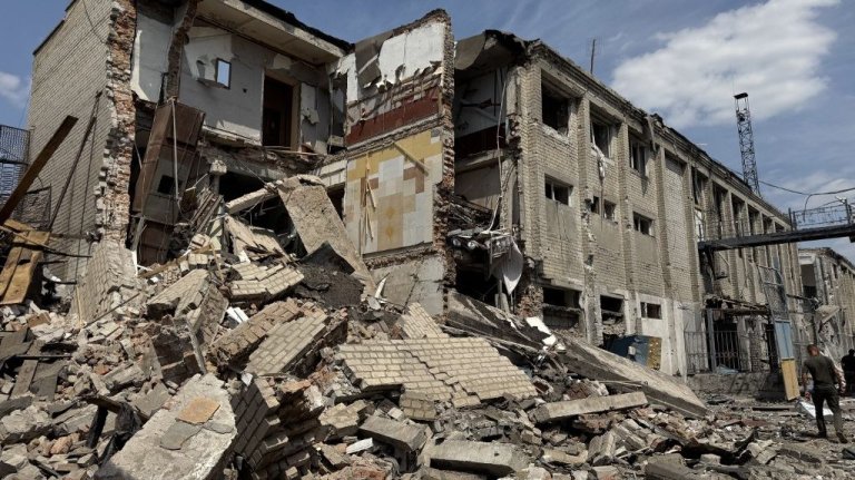 Reabilitarea Ucrainei se va ridica la peste 500 de miliarde de euro în decursul următorilor 10 ani, echivalentul a de trei ori PIB-ul național din 2025.