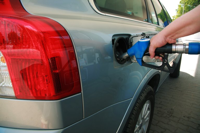 Expert: Prețul motorinei în România ar putea fluctua între 11,5 lei și 16,8 lei, în funcție de scenariul optimist sau pesimist.