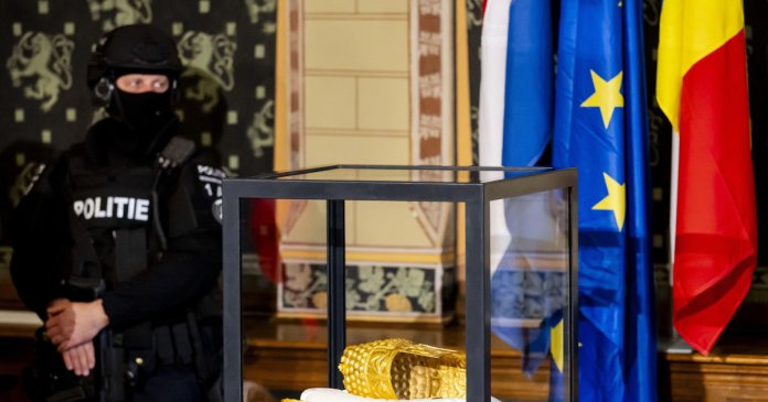 Coiful de la Coțofenești, recuperat cu ajutorul „Indiana Jones al artei”: „Nu o fac pentru profit...”