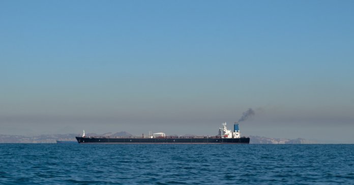 „Poarta petrolului” reluată: Reacția lui Donald Trump în urma comunicatului Iranului referitor la liberalizarea accesului în...