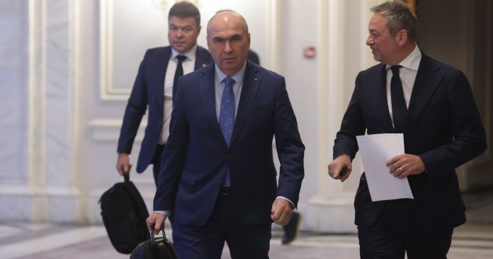 Stenogramă. Păreri diferite în cadrul ședinței PNL privind o nouă majoritate. Cine vrea să înceapă negocieri cu AUR, SOS sau...