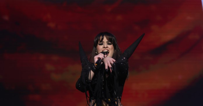 Acest punctaj a fost înregistrat de România la Eurovision. Juriile de specialitate din 18 națiuni nu i-au acordat Alexandrei...