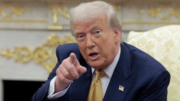 Avertismentul lui Donald Trump în urma decesului mai multor soldați americani provocat de atacurile iraniene recente Avertismentul lui Donald Trump în urma decesului mai multor soldați americani provocat de atacurile iraniene recente