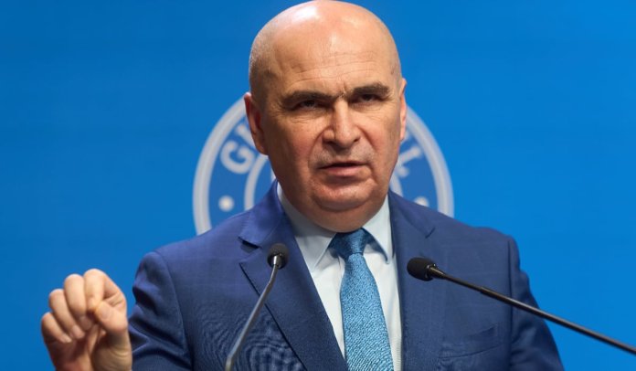 Ilie Bolojan întrerupe vacanța parlamentarilor pentru legislația PNRR Ilie Bolojan întrerupe vacanța parlamentarilor pentru legislația PNRR