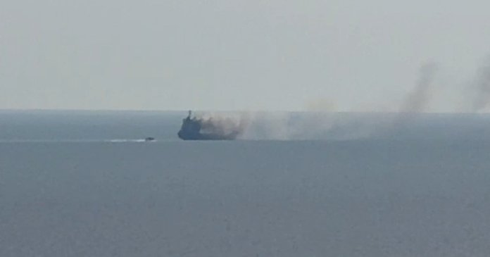 Incendiu pe o embarcațiune cu GPL în Marea Neagră, la 40 de kilometri de Sulina. Trei marinari au fost...