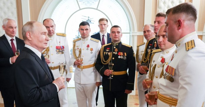 Putin anticipează succesul Rusiei și susține că vestul Ucrainei se va reintegra în România.
