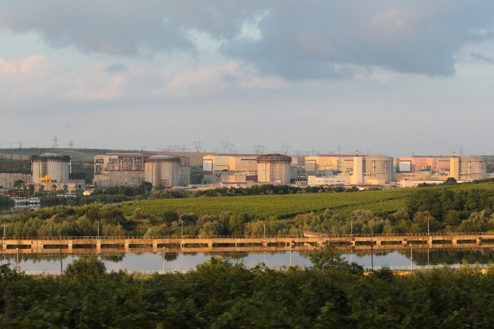 Guvernul implementează măsuri adiționale pentru a garanta răcirea Centralei de la Cernavodă, din cauza nivelului extrem de redus al Dunării.