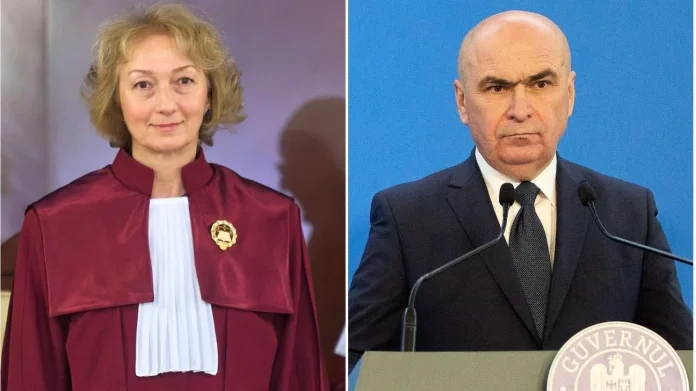 Simina Tănăsescu anunță că Ilie Bolojan a propus ca întâlnirea să se desfășoare în biroul liderului Senatului. Simina Tănăsescu anunță că Ilie Bolojan a propus ca întâlnirea să se desfășoare în biroul liderului Senatului.