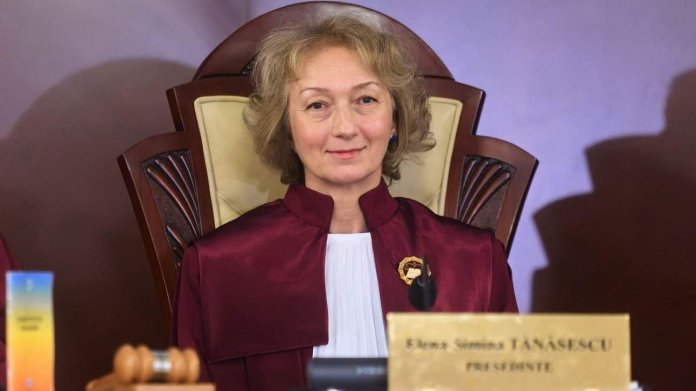 Simina Tănăsescu rămâne la CCR în urma întâlnirii confidențiale cu Bolojan și justifică întâlnirea cu prim-ministrul.